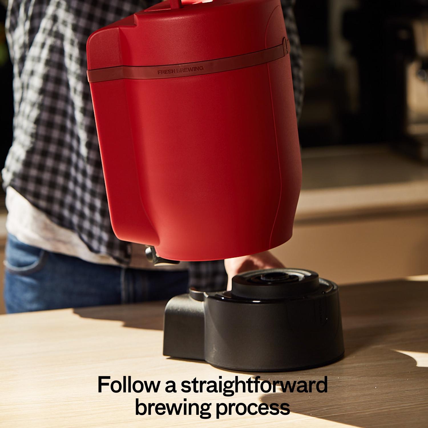 Pinter Electric Blue Beer Brewing Kit With Brewing Dock